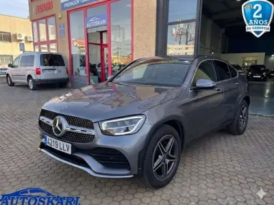 Usado Mercedes GLC300e 313 CV (230 kW) 2020 Gris Coupe