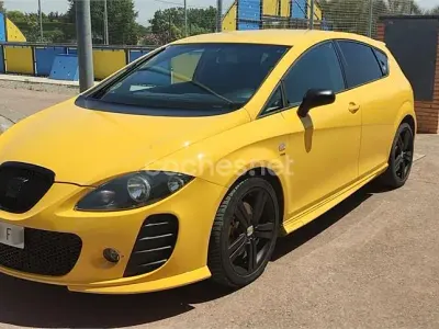 Usado Seat Leon FR 170 CV (125 kW) 2006 Amarillo Utilitario