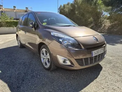Usado Renault Scenic E-Tech Dynamique 130 CV (95 kW) 2010