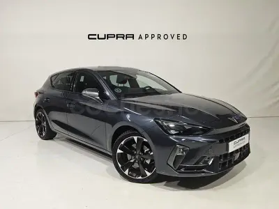 Nuevo Cupra Leon 150 CV (110 kW) 2025 Gris / plata Berlina
