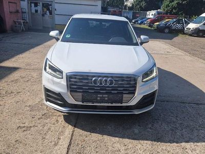 Usado Audi Q2 Advanced Plus 116 CV (85 kW) 2020 Blanco SUV