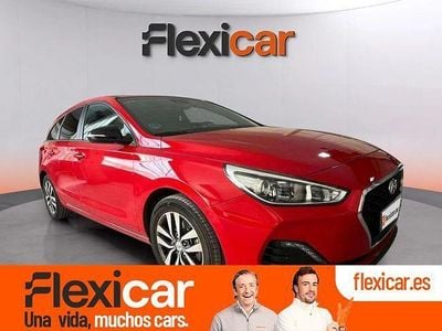 Usado Hyundai i30 GO! 120 CV (88 kW) 2019 Rojo Familiar