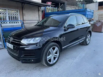Usado VW Touareg R-line 262 CV (192 kW) 2015 Negro SUV