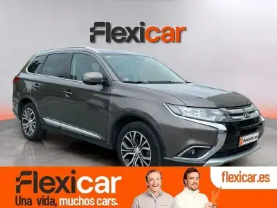 Usado Mitsubishi Outlander Motion 150 CV (110 kW) 2018 Gris SUV
