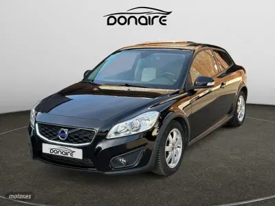 Usado Volvo C30 Kinetic 115 CV (84 kW) 2013 Negro Utilitario