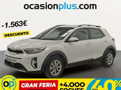 Usado Kia Stonic 79 CV (58 kW) 2025 Blanco SUV