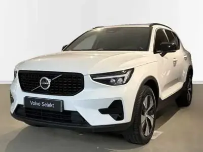 Nuevo Volvo XC40 Core 163 CV (119 kW) 2026 Blanco SUV