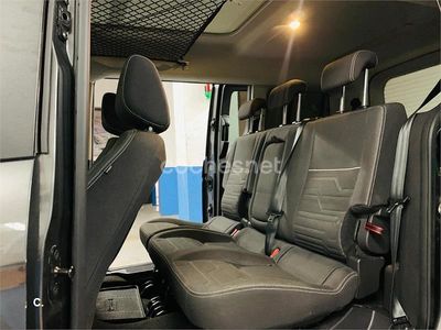 Usado Ford Tourneo Connect Titanium 120 CV (88 kW) 2017 Gris / plata Monovolumen