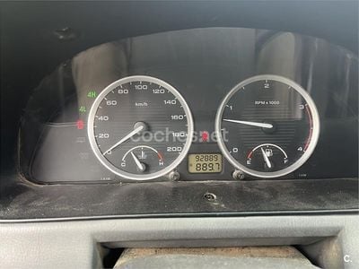 Usado Tata Safari 115 CV (84 kW) 2007 Negro SUV