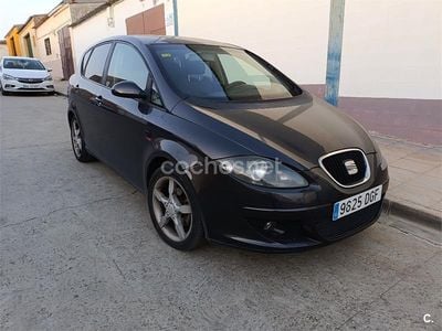 Usado Seat Toledo Sport 105 CV (77 kW) 2006 Negro Utilitario