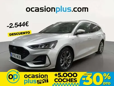 Usado Ford Focus ST-Line 155 CV (114 kW) 2024 Gris Familiar