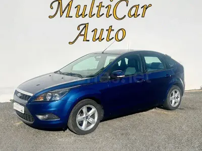 Usado Ford Focus Trend 109 CV (80 kW) 2009 Azul Berlina