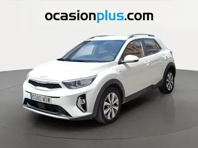 Usado Kia Stonic 101 CV (74 kW) 2024 Blanco SUV