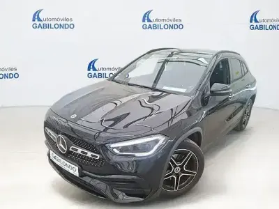 Usado Mercedes GLA250 218 CV (160 kW) 2021 Negro SUV