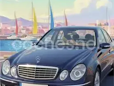 Usado Mercedes E240 Classic 177 CV (130 kW) 2003 Azul Berlina