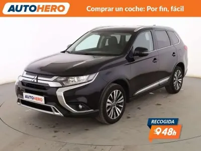 Usado Mitsubishi Outlander Motion 150 CV (110 kW) 2019 Negro SUV