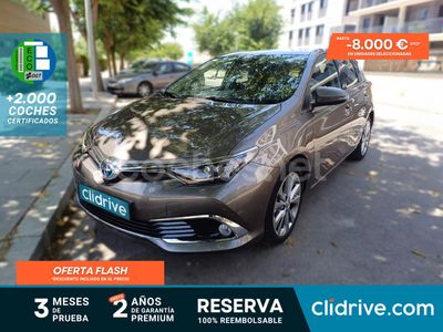 Toyota Auris Hybrid