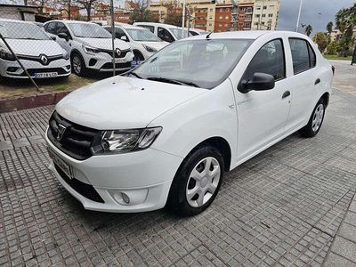 Blanco Usado 2014 Dacia Logan Ambiance Utilitario | 5990 € (Precio justo)