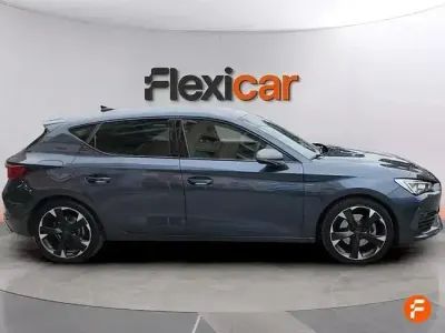 Begagnad Cupra Leon 190 HK (139 kW) 2023 Grå