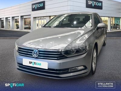 Gris Usado 2019 VW Passat Advance Berlina | 19.950 € (Precio justo)