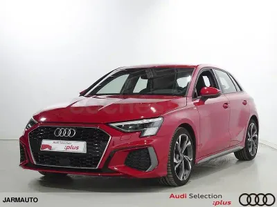 Usado Audi A3 150 CV (110 kW) 2023 Rojo Berlina