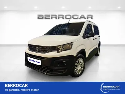 Usado Peugeot Rifter Active 100 CV (73 kW) 2019 Blanco Monovolumen