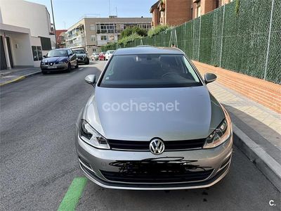 Usado VW Golf VII Advance 116 CV (85 kW) 2017 Gris / plata Berlina