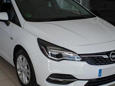 Usado Opel Astra 105 CV (77 kW) 2019 Blanco Berlina