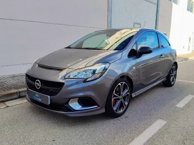Usado Opel Corsa 150 HP (110 kW) 2019 Cinzento Citadino