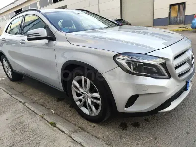 Usado Mercedes GLA200 Urban 136 CV (100 kW) 2016 Gris / plata SUV