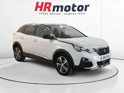 Usado Peugeot 3008 Allure 131 CV (96 kW) 2019 Blanco SUV