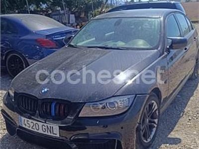 Usado BMW 320 177 HP (130 kW) 2009 Preto Sedan