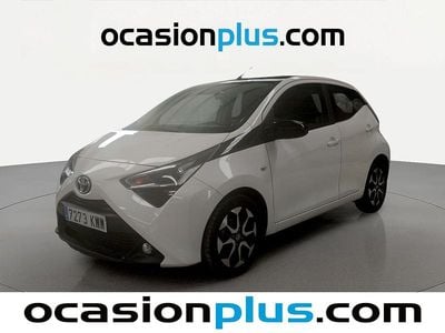 Usado Toyota Aygo X-clusiv 72 CV (52 kW) 2019 Blanco Utilitario