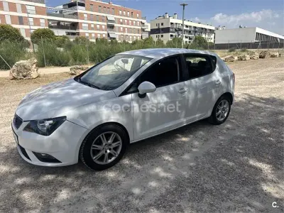 Usado Seat Ibiza Copa 85 CV (62 kW) 2012 Blanco Berlina