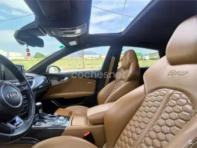 Usado Audi RS7 Sportback Performance 605 CV (444 kW) 2017 Azul Utilitario