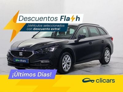 Usado Seat Leon Style 130 CV (95 kW) 2021 Azul Familiar