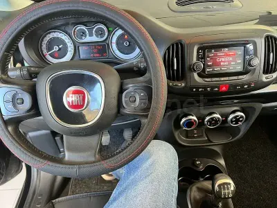 Usado Fiat 500L Trekking 85 CV (62 kW) 2015 Negro Monovolumen