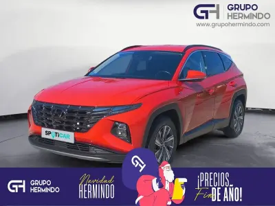 Usado Hyundai Tucson 136 CV (100 kW) 2023 Rojo SUV