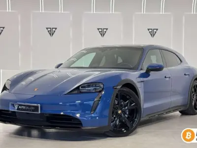 Usado Porsche Taycan Cross Turismo 280 kW (381 CV) 2022 Azul Familiar