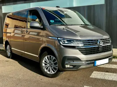 Usado VW Multivan 204 CV (150 kW) 2021 Marrón Monovolumen