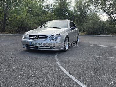 Gris / plata Usado 2002 Mercedes CLK320 Elegance Coupe | 8000 € (Un poco caro)