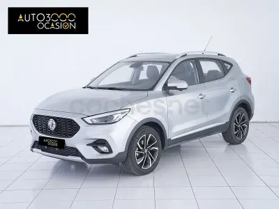 Usado MG ZS Comfort 111 CV (81 kW) 2023 Gris / plata SUV