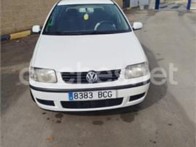 Blanco Usado 2000 VW Polo Trendline Berlina | 2000 € (Un poco caro)