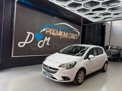 Usado Opel Corsa Selective 90 CV (66 kW) 2017 Blanco Utilitario