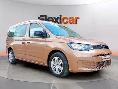 Usado VW Caddy Maxi California 122 CV (89 kW) 2024 Beige Monovolumen