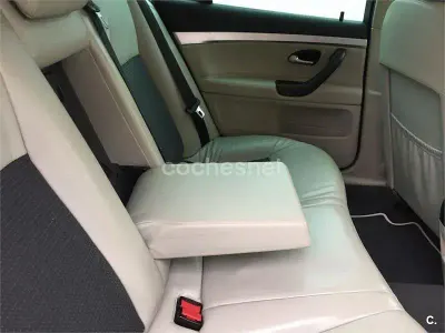 Usado Saab 9-3 Vector 150 CV (110 kW) 2007 Negro Utilitario