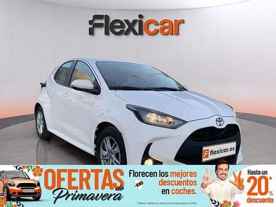 Usado Toyota Yaris Edition 125 CV (91 kW) 2024 Blanco Berlina