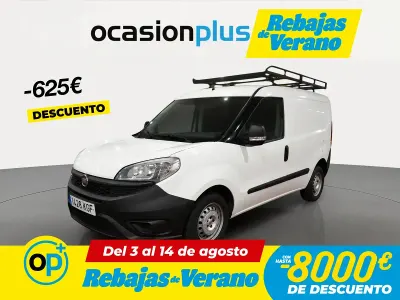 Usado Fiat Doblò 95 CV (69 kW) 2017 Blanco Monovolumen