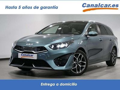 Gris Usado 2022 Kia Ceed Utilitario | 21.151 € (Un poco caro)