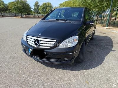 Mercedes B180